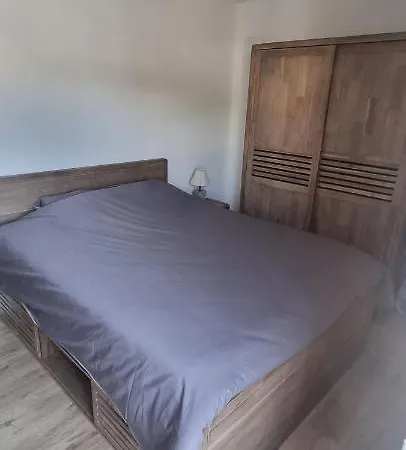 Neuf Sur Apartmán